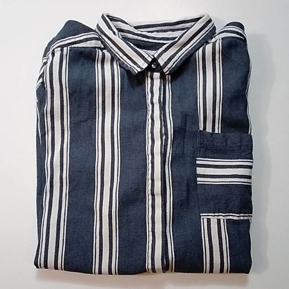 Liz Claiborne Blue White Striped Long Sleeves Button Down Women's Short Size XL